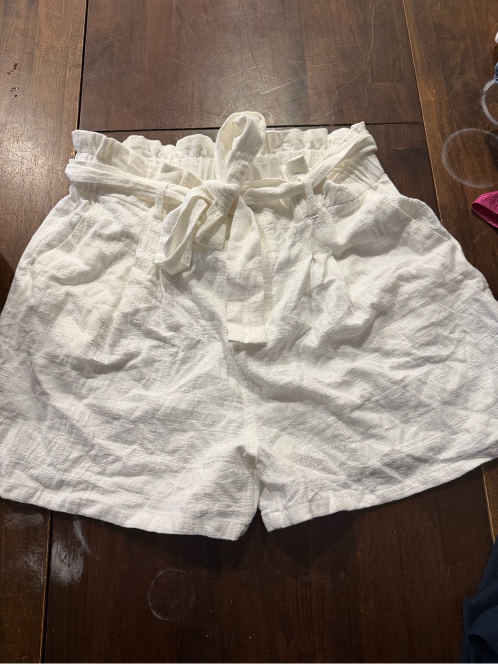 Good Luck Gem White High-Waist Paperbag Tie Shorts